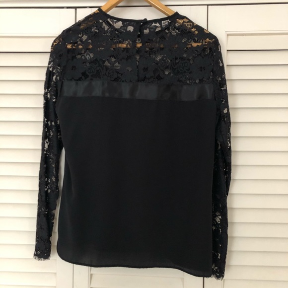 Beautiful black satin and lace blouse - Picture 2 of 7